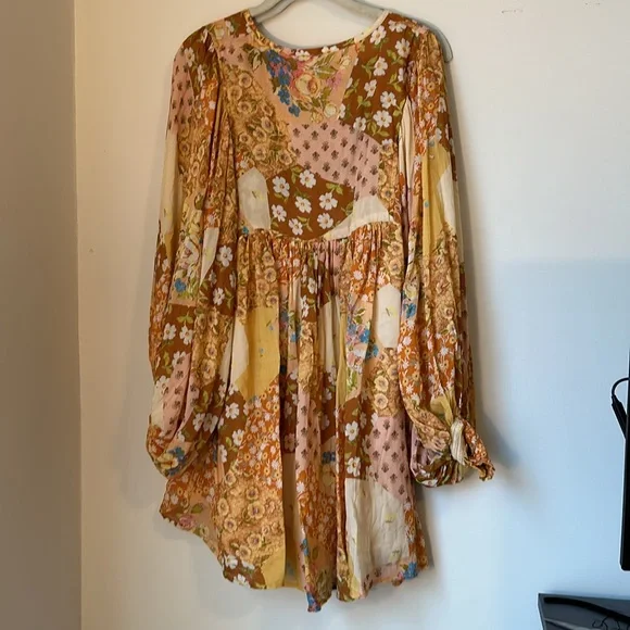 Unworn Spell dress - Picture 2 of 3